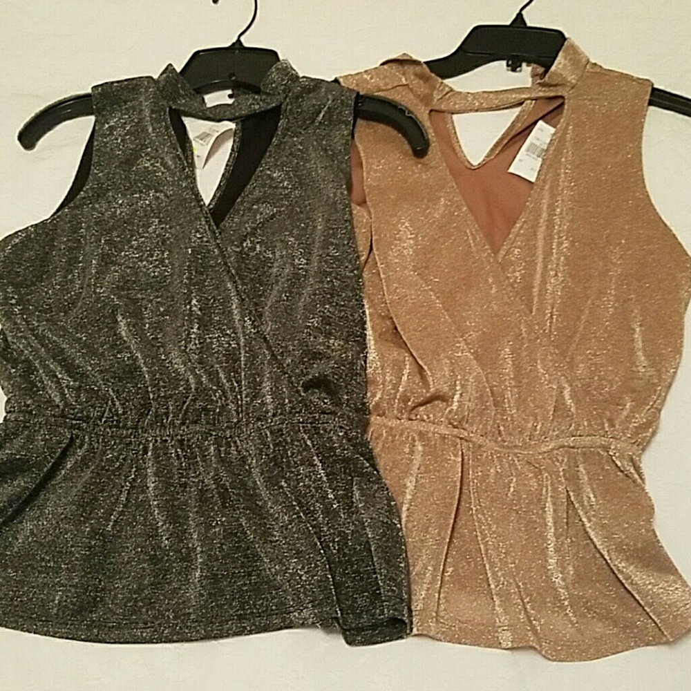 2 blouses